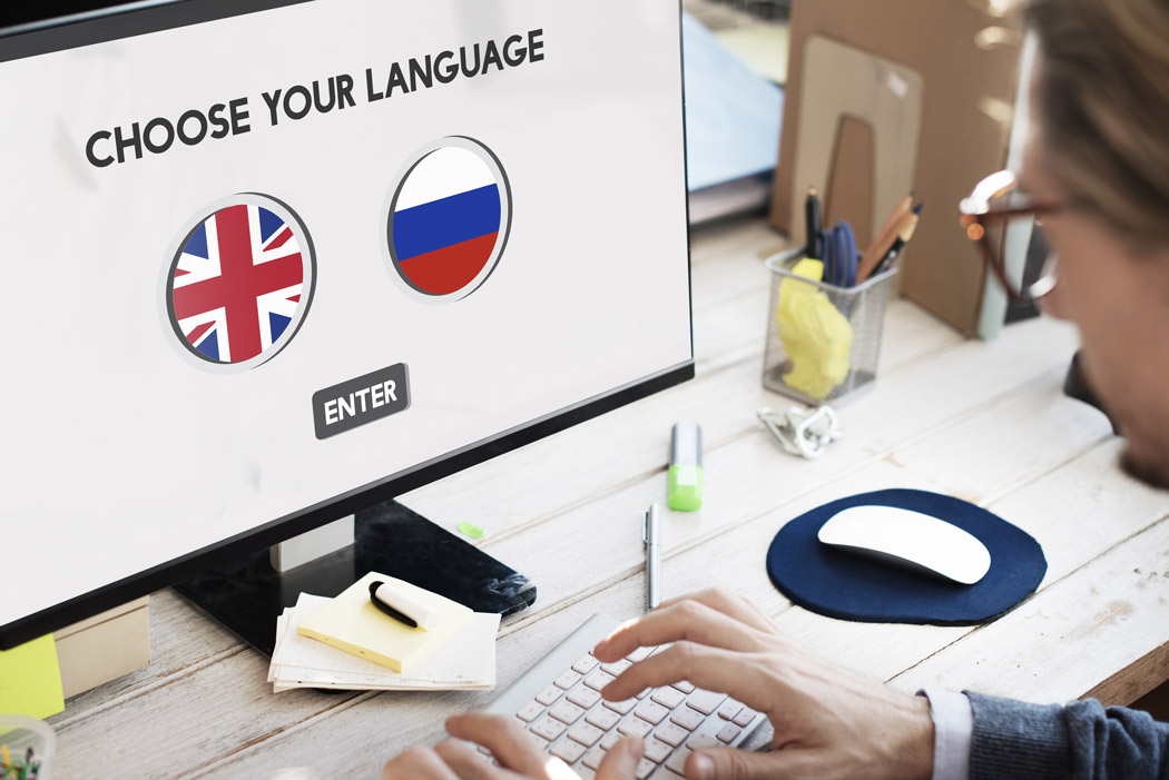 <a href="https://ru.freepik.com/free-photo/russian-english-communication-language-concept_17057248.htm#query=%D0%B8%D0%B7%D1%83%D1%87%D0%B5%D0%BD%D0%B8%D0%B5%20%D0%B8%D0%BD%D0%BE%D1%81%D1%82%D1%80%D0%B0%D0%BD%D0%BD%D0%BE%D0%B3%D0%BE%20%D1%8F%D0%B7%D1%8B%D0%BA%D0%B0&position=6&from_view=search&track=ais">Изображение от rawpixel.com</a> на Freepik