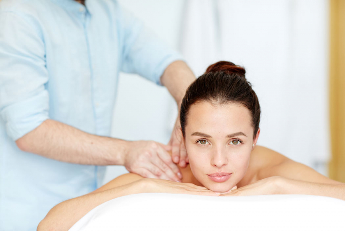 <a href="https://ru.freepik.com/free-photo/enjoying-massage_5401275.htm#fromView=search&page=2&position=47&uuid=102fed2e-9ffc-427a-a3ed-2060cf91ab0f&query=%D0%BC%D0%B0%D1%81%D1%81%D0%B0%D0%B6%D0%B8%D1%81%D1%82+%D0%BC%D0%B0%D1%81%D1%81%D0%B0%D0%B6%D0%BD%D1%8B%D0%B9+%D0%BA%D0%B0%D0%B1%D0%B8%D0%BD%D0%B5%D1%82+%D0%BF%D0%BE%D1%85%D1%83%D0%B4%D0%B5%D0%BD%D0%B8%D0%B5">Изображение от freepik, pressfoto</a>