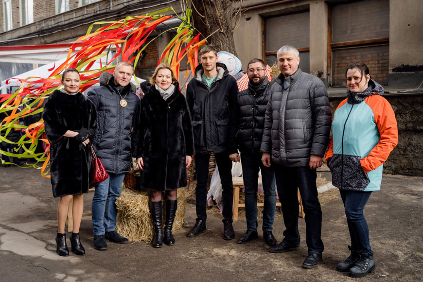 Мария Ваняшина, заместитель генерального директора ООО «СОЦИУМ-СООРУЖЕНИЕ», Андрей Данько, генеральный директор ООО «СОЦИУМ-СООРУЖЕНИЕ», Анна Бочищева, генеральный директор ООО «МОСКВА-СОКОЛ», Сергей Полунин, заместитель главы управы Сокол по работе с населением, Руслан Ашурбейли, генеральный директор АО «СОЦИУМ-А», Николай Степанов, глава муниципального округа Сокол, Татьяна Степина, руководитель социальных проектов управы 