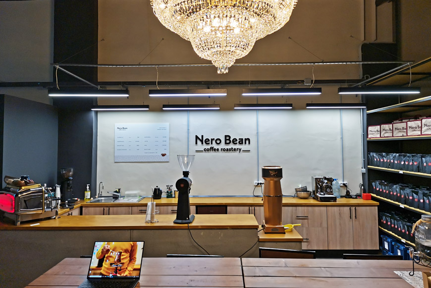  В обжарочной кофейной лаборатории Nero Bean на Соколе